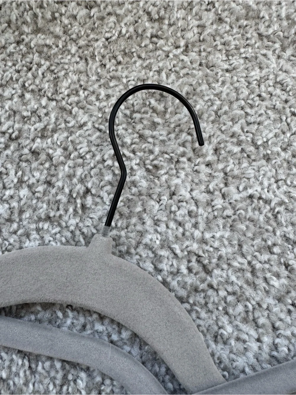 ✨Velvet Slimline Hangers in Gray - 10-Pack✨